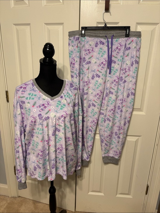 Cuddl Duds Other - Cuddl Duds Crystal Fleece Pajama Set